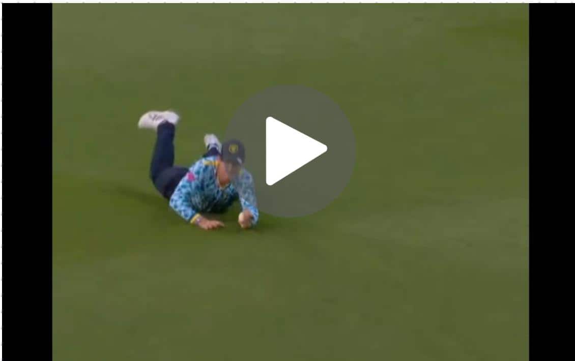 [Watch] Jacob Bethell Grabs Absolute Stunner In T20 Blast 2024 To Get Tom Moores